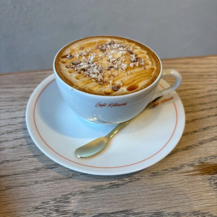 キャラメルヘーゼルナッツラテ