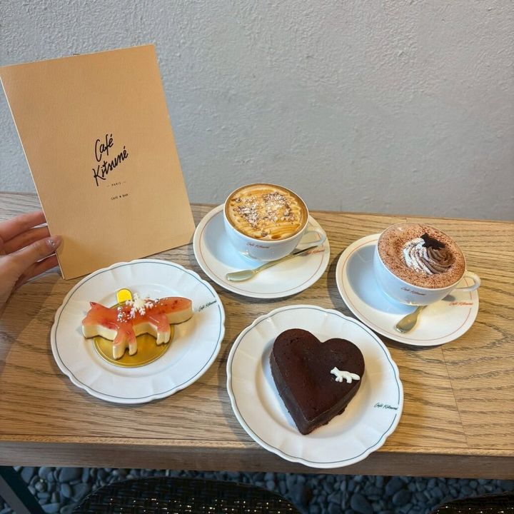 カフェ キツネ 冬の新作