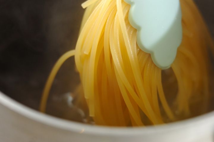 キノコと春菊のパスタの作り方1