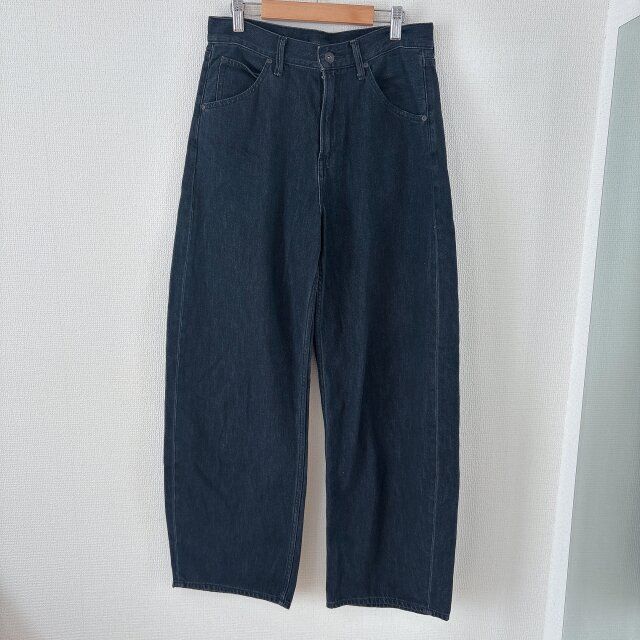 ユニクロ バギーカーブジーンズ DARK GRAY