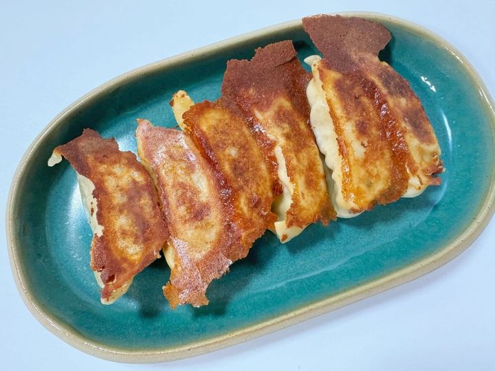 しっかりと黄金色に焼き目がついたプロテインギョーザ