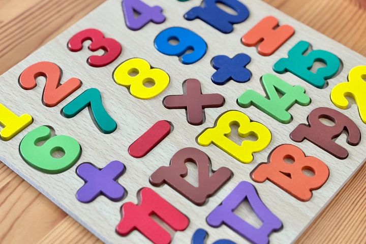 大人の脳トレにも！100均パズルのおすすめ7選【セリア・ダイソー・キャンドゥ】子ども向けも紹介