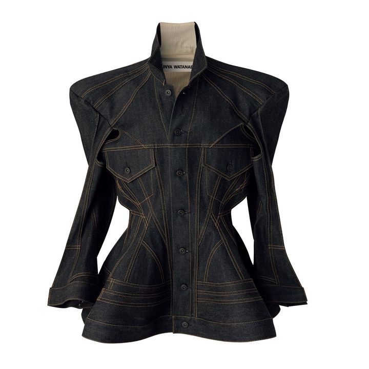 ジャケット ￥385,000／JUNYA WATANABE