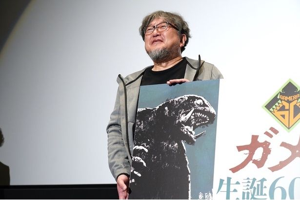 笑顔を見せる樋口監督