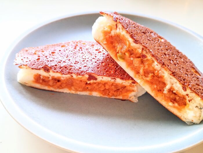 『肉まん』を押しつぶすとおいしさが覚醒！「カリカリがたまらない♡」この冬試したい食べ方をレポート！