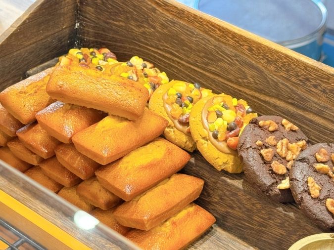 チョコレートショップ 本店 フィナンシェ