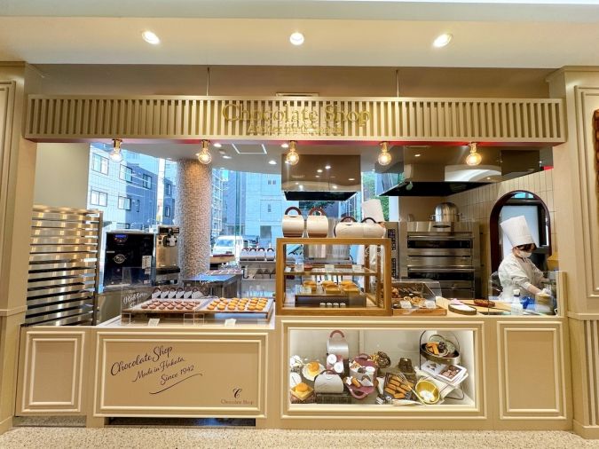 チョコレートショップ 本店 内装