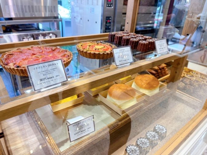 チョコレートショップ 本店 ショーケース