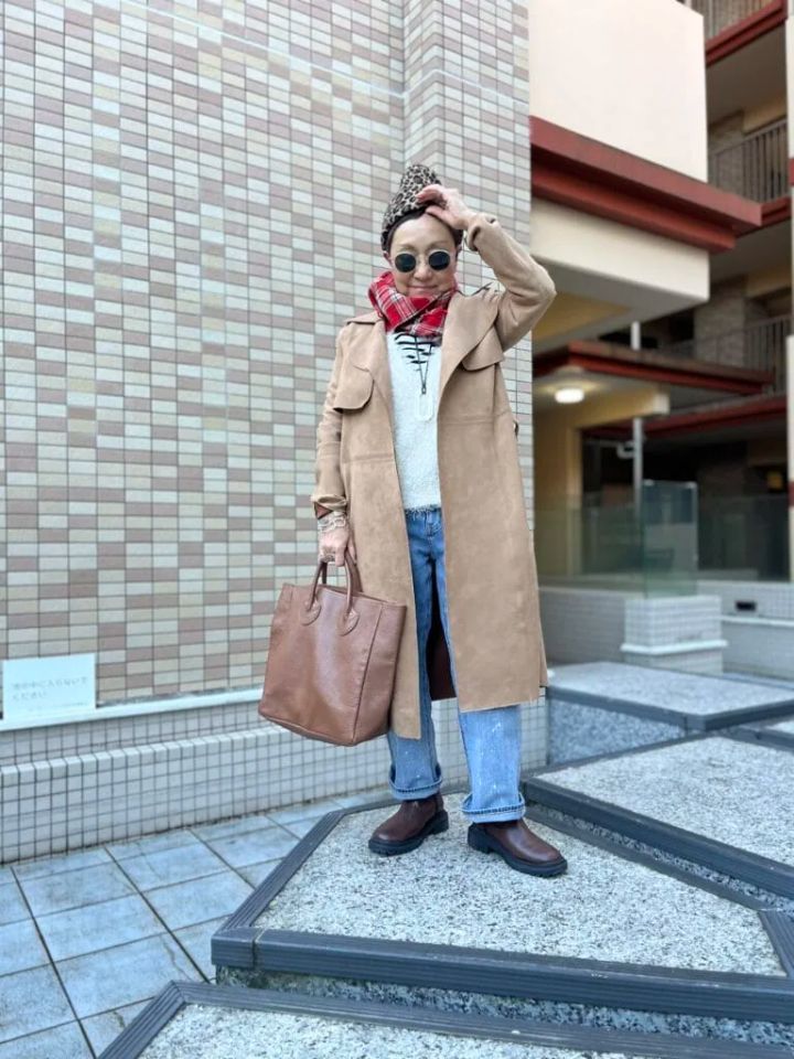 加藤理恵さんのアニマル柄ファッション