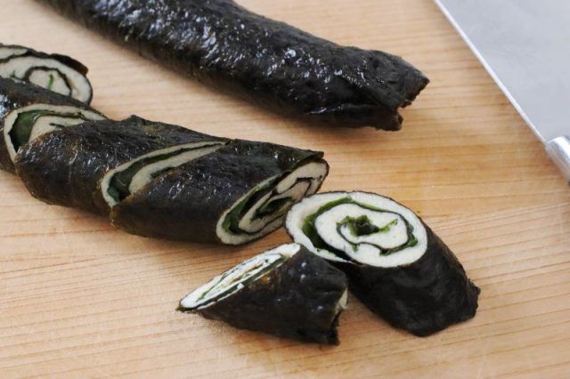 鶏ひき肉の大葉海苔巻き