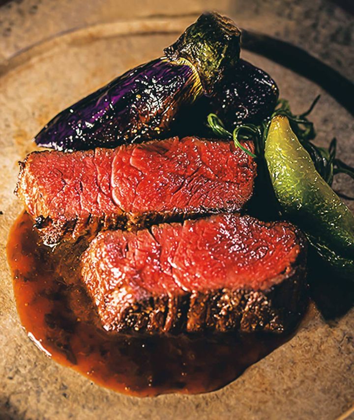 新橋『せろ』の「尾崎牛の肩三角のロースト」