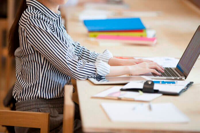 若く見える人には共通点が！実年齢より若い人の特徴7つ