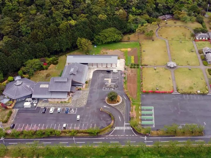 All About ニュース編集部は、全国10～70代の男女250人を対象に「道の駅」に関する独自のアンケート調査を実施。子連れで行きたいと思う「山口県の道の駅」で1位に選ばれたのは？（サムネイル画像出典：ゆとりパークたまがわ公式Webページ）