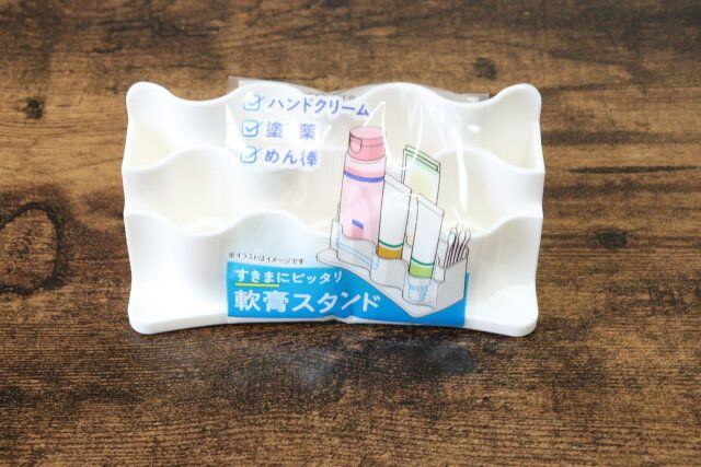 すきまにピッタリ 軟膏スタンド パッケージ