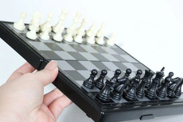 ダイソー チェス マグネット