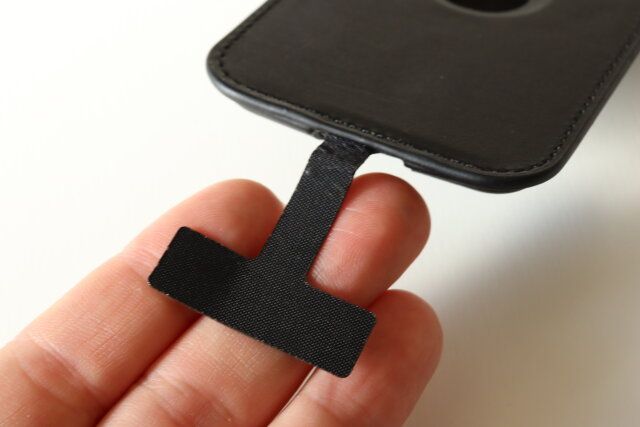 iPケース用 MagSafe対応ウォレット 落下防止タグ付き ブラック 落下防止タグ