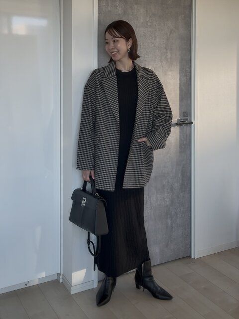 GUコージーメルトンチェックハーフコートのデートコーデ