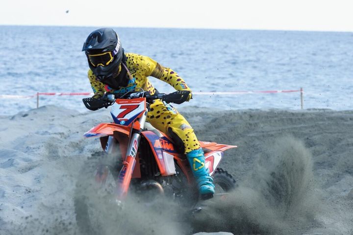 オフロードトップライダーの秘密を探る【サンド研究】