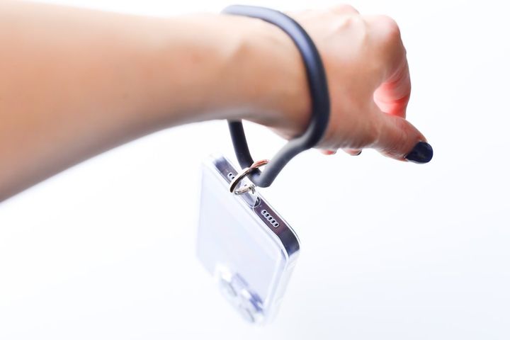 100均でストラップホールを後付け！【ダイソー・セリア・キャンドゥ】