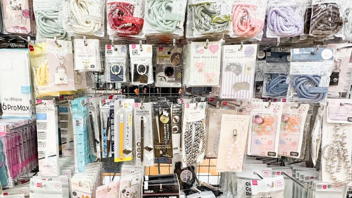 100均でストラップホールを後付け！【ダイソー・セリア・キャンドゥ】