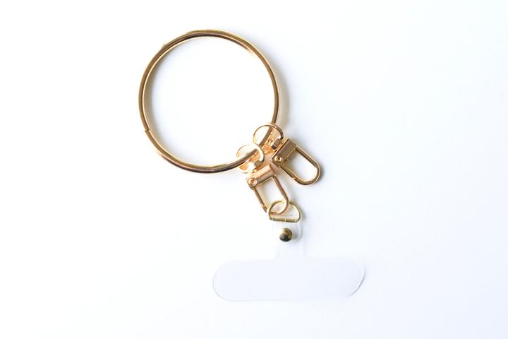 100均でストラップホールを後付け！【ダイソー・セリア・キャンドゥ】