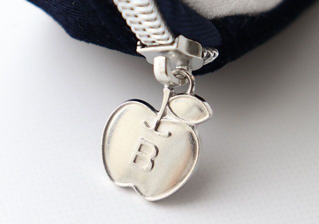 ブリルミーハローキティミニコスメポーチりんごファスナートップ