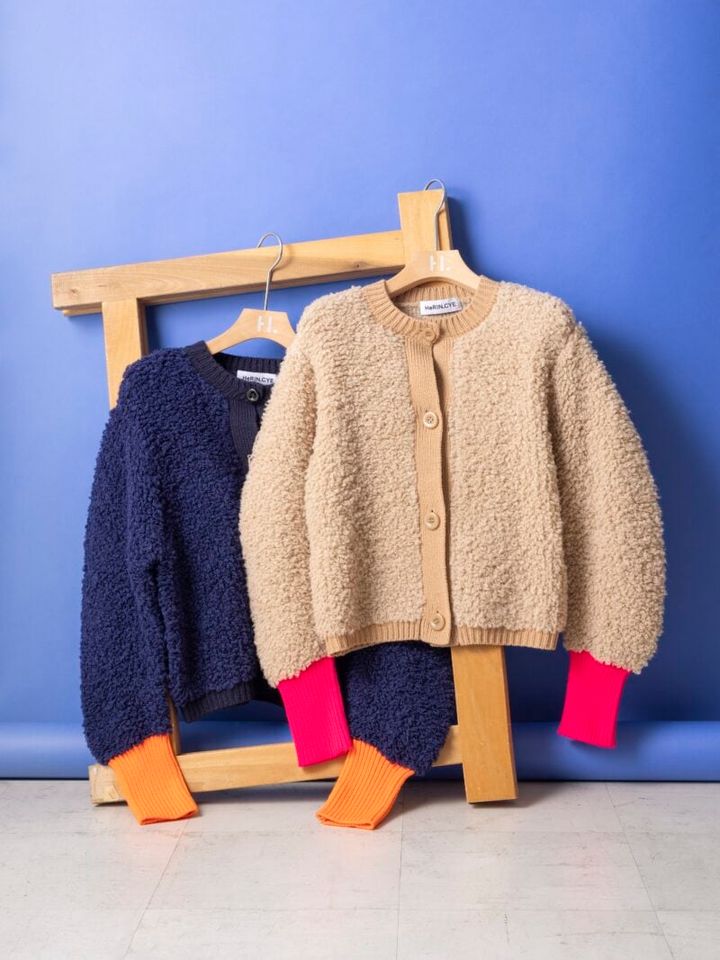 カーディガン 各￥18,150（ともにヘリンドットサイ／バロックジャパンリミテッド・11月下旬発売予定）