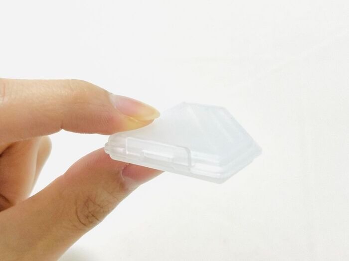 【セリア】コスメのもったいないを救う〈超実用アイテム〉発見！長年のモヤモヤをすっきり解決「気持ちよくフィットします♡」