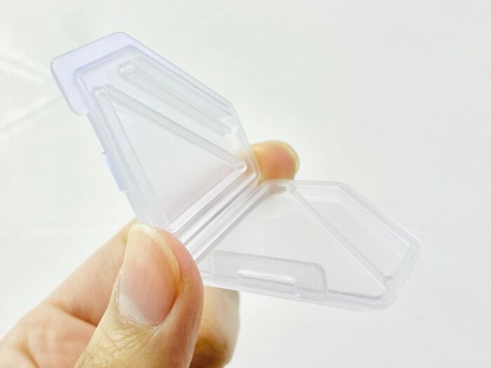 【セリア】コスメのもったいないを救う〈超実用アイテム〉発見！長年のモヤモヤをすっきり解決「気持ちよくフィットします♡」