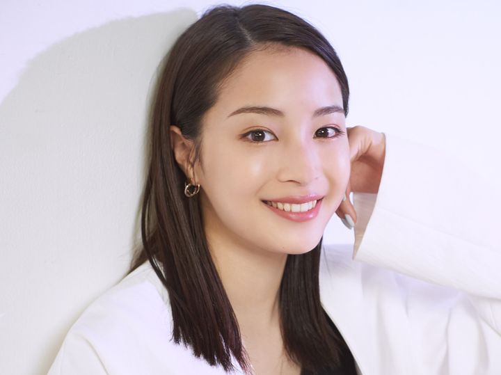 広瀬すず（2022年撮影） クランクイン！ 写真：松林満美 width=