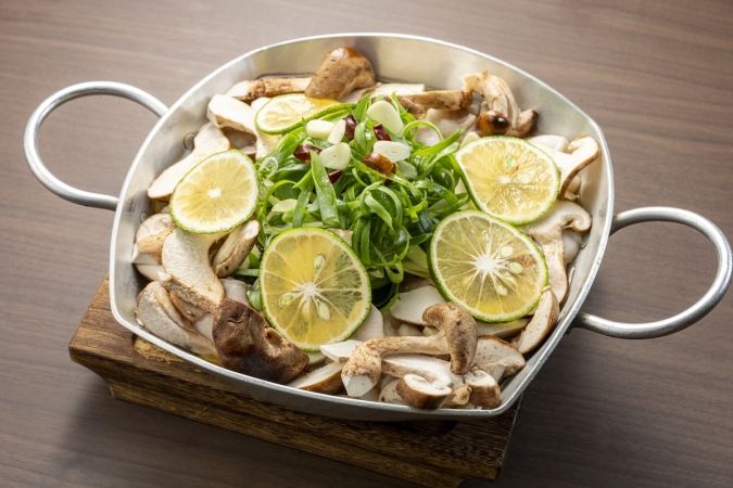 住吉日本料理Koga すだちもつ鍋