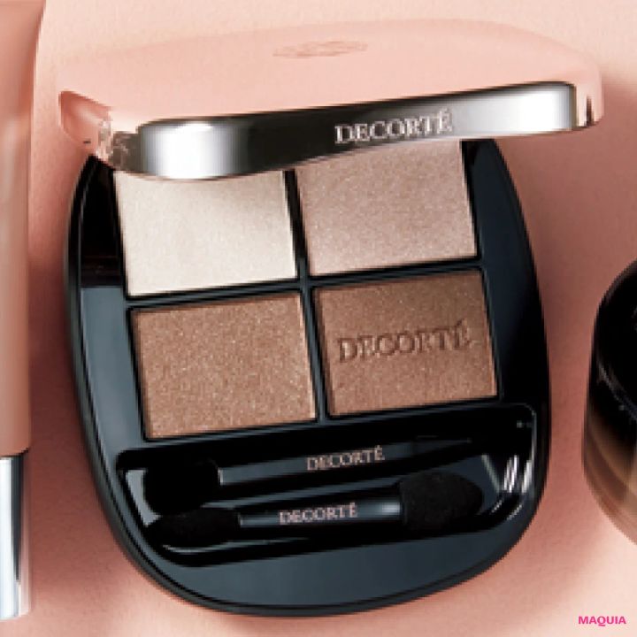 神崎 恵さんのおすすめアイシャドウ コスメデコルテ スキンシャドウ デザイニングパレット 01