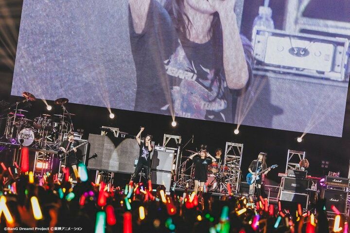 【写真・画像】【セットリスト掲載】『バンドリ！』×『ガルクラ』、夢の対バンライブ！「RAISE MY CATHARSIS」公演レポート 8枚目