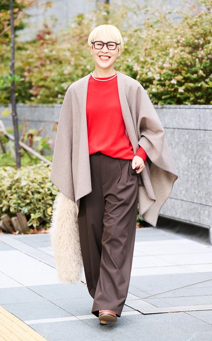 ユニクロのポンチョで女子会コーデ