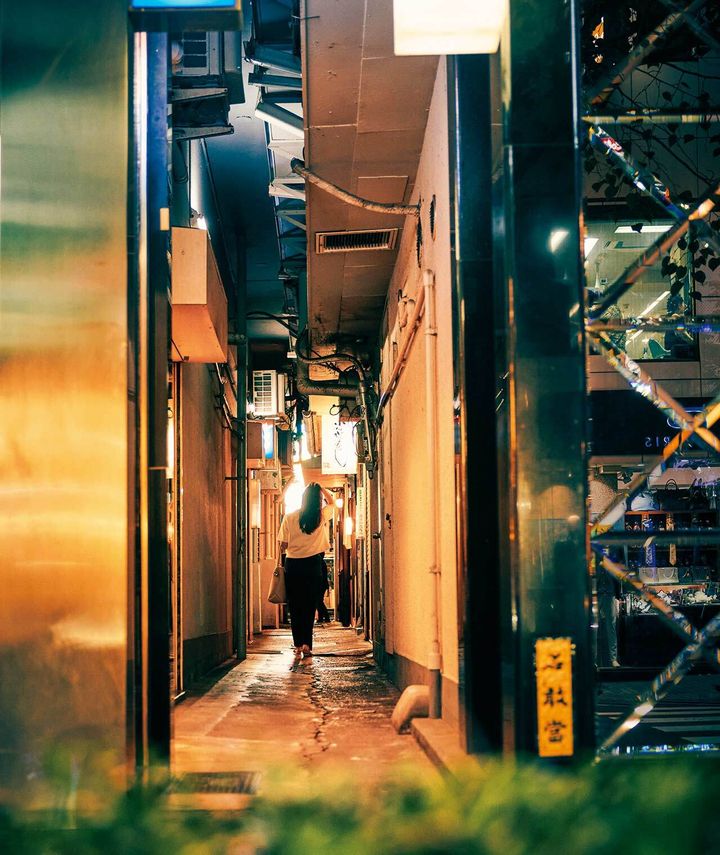 新橋「出世街道」