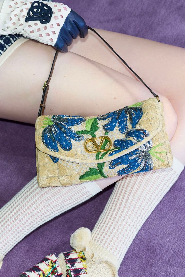 参考商品 Photo_ Courtesy of Valentino