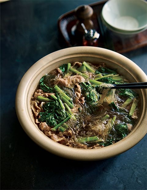 野菜が主役！の無限鍋「小松菜と豚こまのオイスター春雨鍋」【最新号からちょっと見せ】の画像1