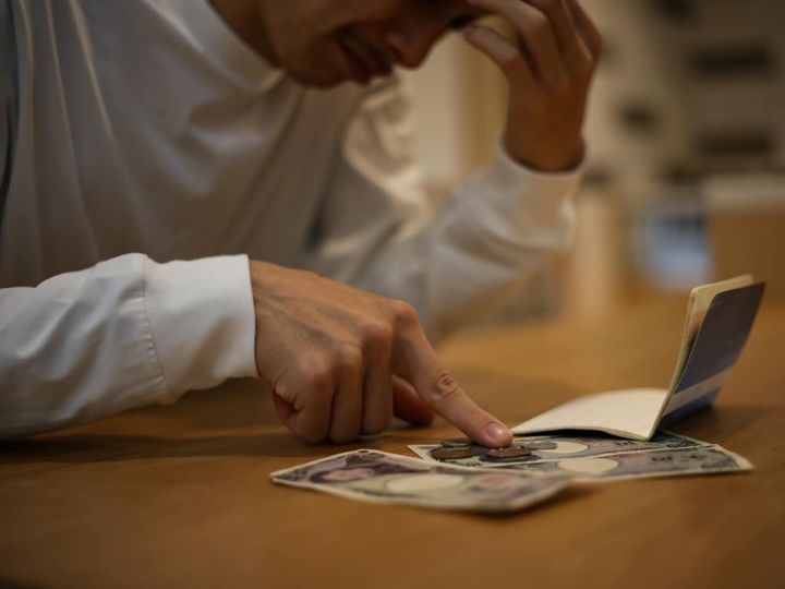 経済的な事情で進学をためらう学生や、成績優秀な生徒に対して学費を補助する奨学金制度。All About ニュース編集部が実施した「奨学金」に関する調査から、長崎県在住・41歳男性のエピソードを紹介します。