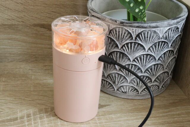 USB式加湿器（アロマストーン） 使用例