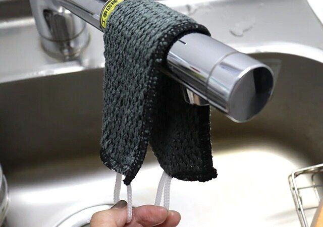 ダイソーの掃除しやすいアクリルニットクリーナー（蛇口洗い）