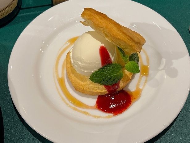 「ビスケットバニラアイスサンド～ハニーメイプルを添えて～」