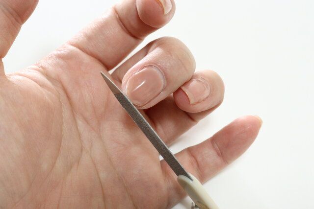 ダイソーのネイルケアセット（4個）のつめやすり