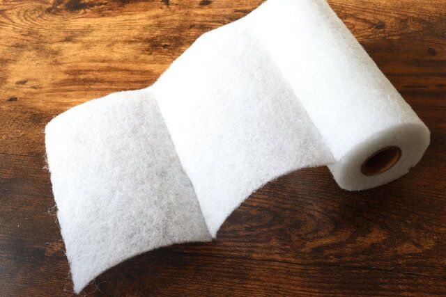 ダイソーのシートたわしはロール状になっている