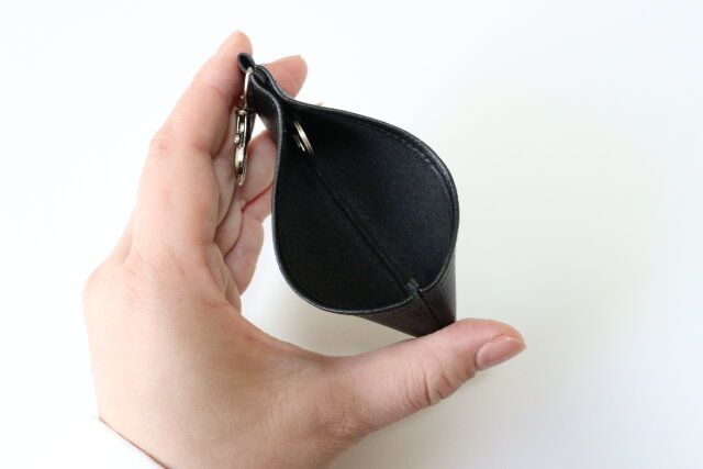 キーホルダー付き 革風キーケース 内装