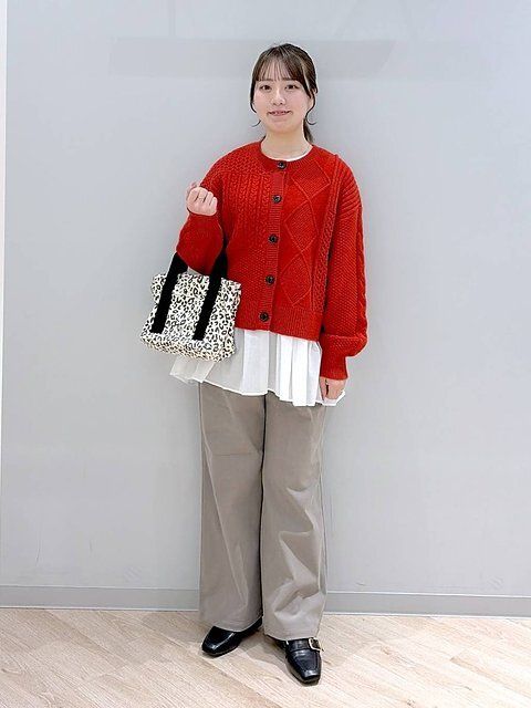 グローバルワークのパッチワーク風ケーブルカーディガン
