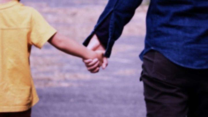 日々のワンオペ育児に、限界...（画像はphotoACより）