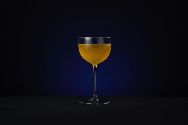 【画像】イベント限定カクテル「DROP OF BLUE」(1300円)