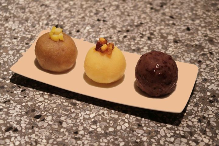 「芋・栗・あんこ の・はぎ」1281円(3個入)