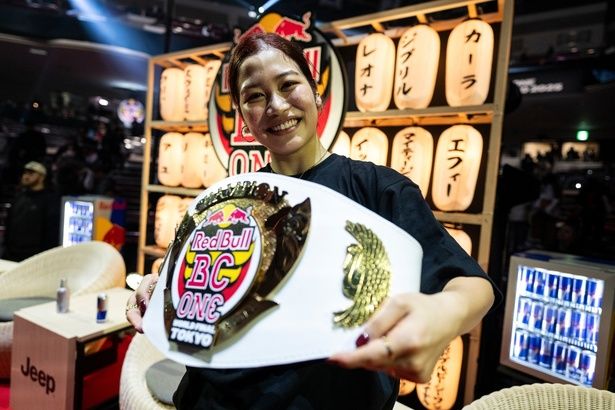 初優勝を飾ったB-Girl Riko。決勝で宿敵Nickaを破り、沖縄から世界へその名を轟かせた Little Shao / Red Bull Content Pool
