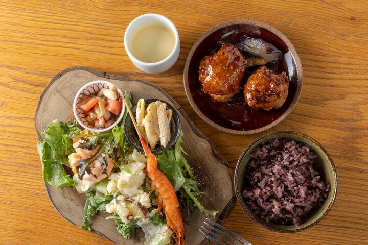  古き良きアメリカングロッサリーのような三浦半島・葉山のデリ＆レストラン「GOOD STOCK」でワンランク上の食を楽しむ